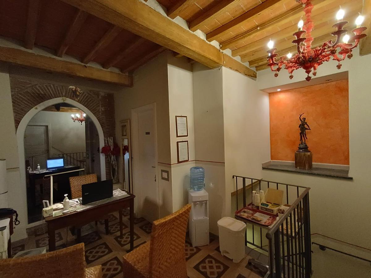 Le Rondini Di San Donato Bed & Breakfast ลุคคา ภายนอก รูปภาพ