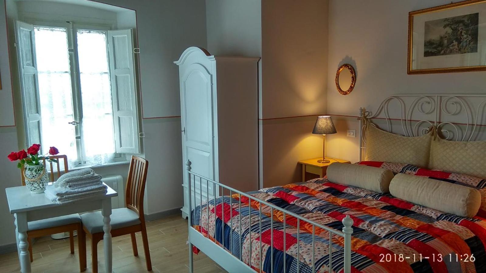 Le Rondini Di San Donato Bed & Breakfast ลุคคา ห้อง รูปภาพ